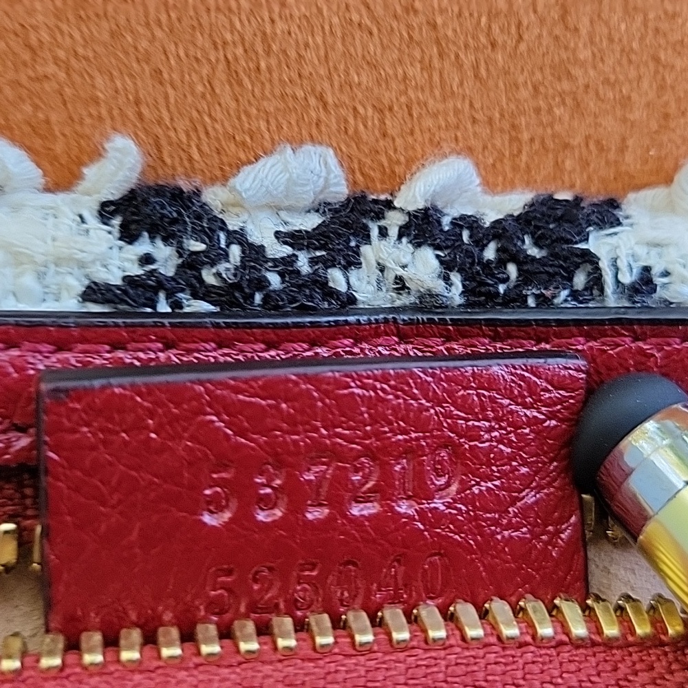 Gucci GG Tweed Rajah Cloth Multicolor Pochette - Picture 7 of 9